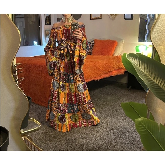 VTG African Star Bohemian Maxi Dress Off The Shoulder Oversized Flared Sleeve OS - Picture 9 of 15